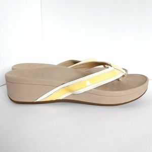 VIONIC Thong Sandal Yellow White